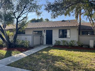 9804 NW 37th Street 3e, Sunrise, FL 33351