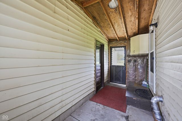 9405 N County Road 150 E, Pittsboro, IN 46167