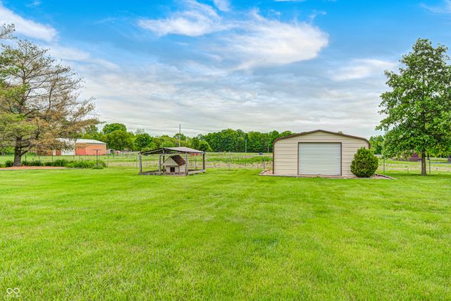 9405 N County Road 150 E, Pittsboro, IN 46167