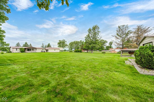 9405 N County Road 150 E, Pittsboro, IN 46167