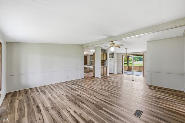 9405 N County Road 150 E, Pittsboro, IN 46167