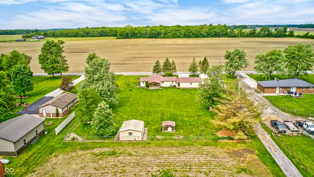 9405 N County Road 150 E, Pittsboro, IN 46167