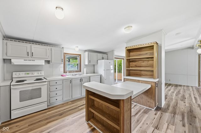 9405 N County Road 150 E, Pittsboro, IN 46167