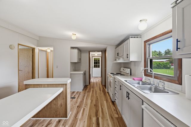 9405 N County Road 150 E, Pittsboro, IN 46167