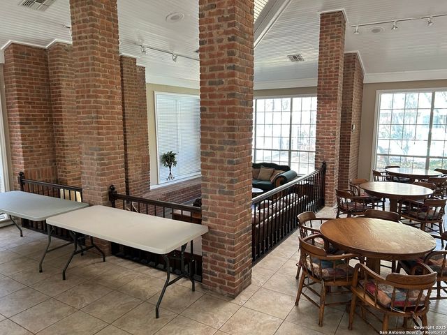 13130 Blanco Rd Apt 207, San Antonio, TX 78216