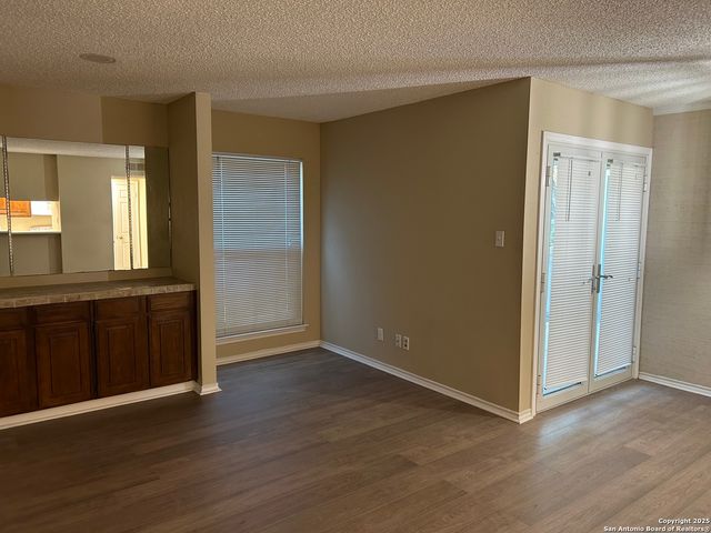 13130 Blanco Rd Apt 207, San Antonio, TX 78216