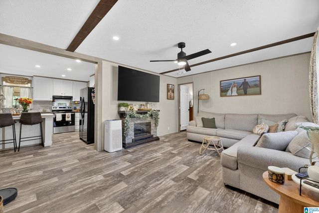 70 COUNTY ROAD 358, Clanton, AL 35045