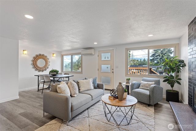 13013 26th Avenue S, Seatac, WA 98168