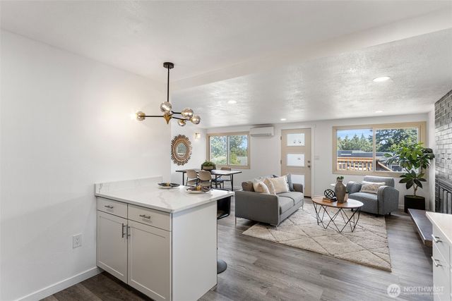 13013 26th Avenue S, Seatac, WA 98168
