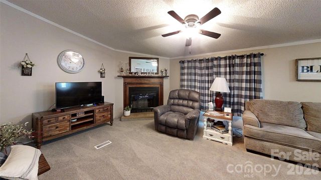 4634 Asbury Church Road, Lincolnton, NC 28092