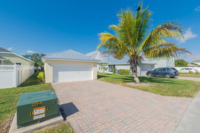 10558 SW Westlawn Boulevard, Port St Lucie, FL 34987