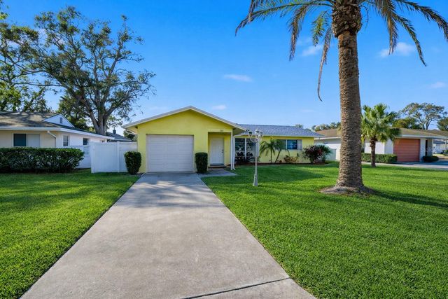 2589 REDWOOD CIRCLE, Clearwater, FL 33763