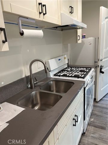 14674 Rex Street, Sylmar (los Angeles), CA 91342