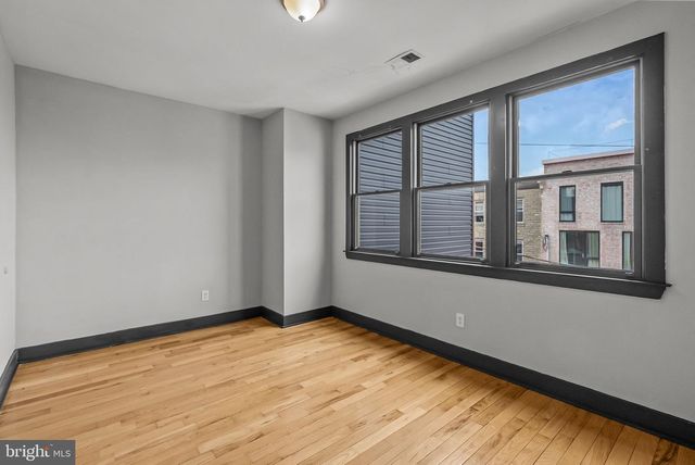 1805 N 18TH ST, Philadelphia, PA 19121