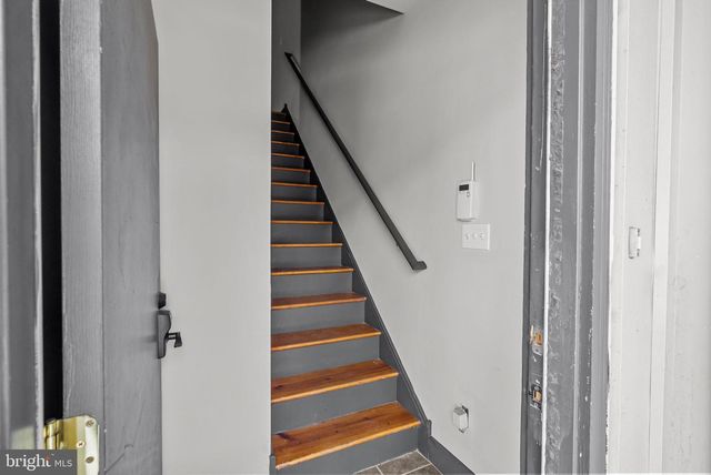 1805 N 18TH ST, Philadelphia, PA 19121