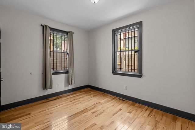 1805 N 18TH ST, Philadelphia, PA 19121