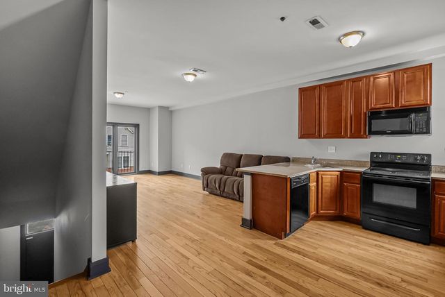 1805 N 18TH ST, Philadelphia, PA 19121