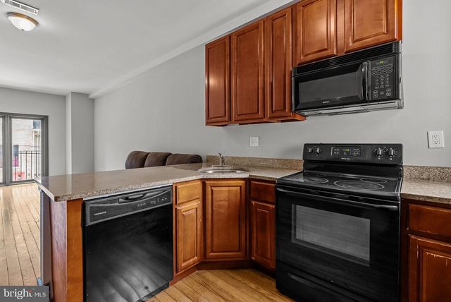 1805 N 18TH ST, Philadelphia, PA 19121