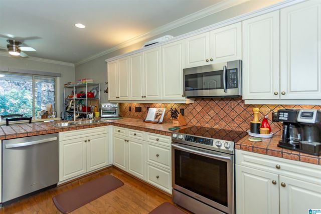 147 NARROWS CREEK DRIVE, Birmingham, AL 35242