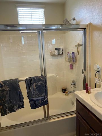 64 Via Sovana, Santee, CA 92071