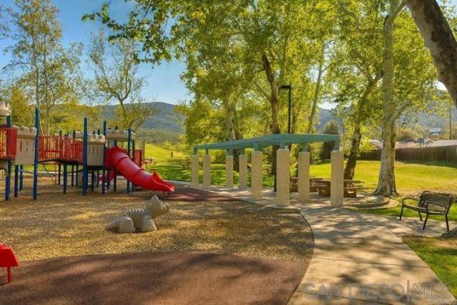 64 Via Sovana, Santee, CA 92071