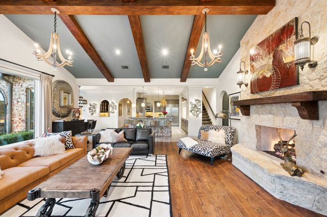 1008 Excalibur Boulevard, Lewisville, TX 75056