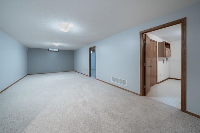 328 W 1st St, Andover, KS 67002