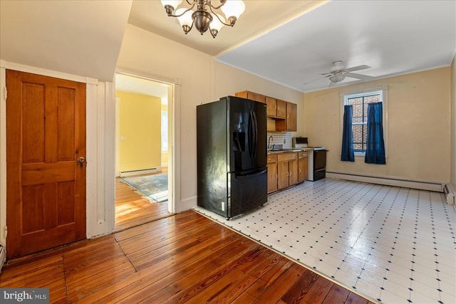 412 S SAMUEL ST, Charles Town, WV 25414