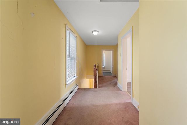 412 S SAMUEL ST, Charles Town, WV 25414