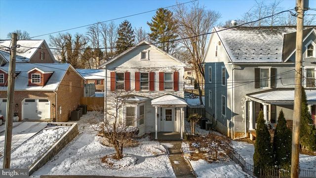 412 S SAMUEL ST, Charles Town, WV 25414