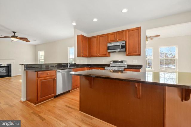 20 MANORWOOD DR, Fredericksburg, VA 22406