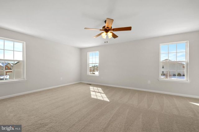 20 MANORWOOD DR, Fredericksburg, VA 22406