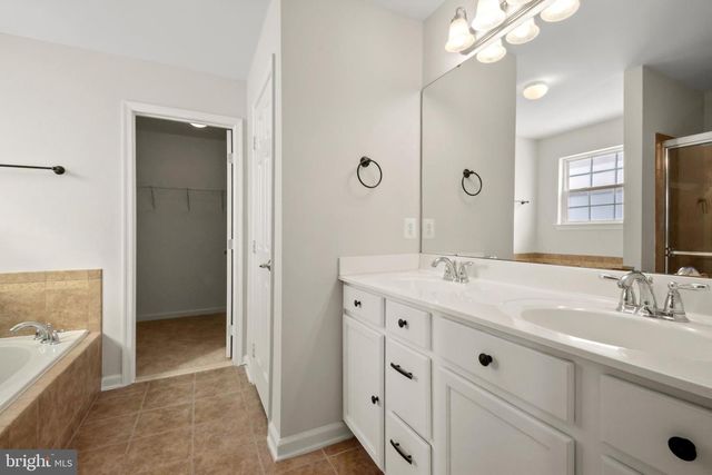 20 MANORWOOD DR, Fredericksburg, VA 22406