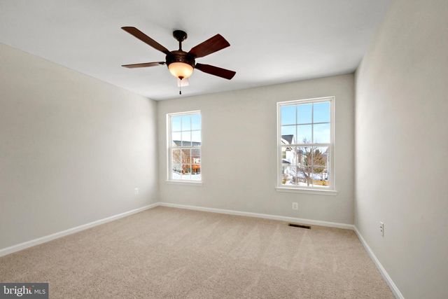 20 MANORWOOD DR, Fredericksburg, VA 22406