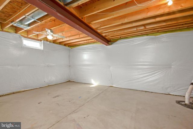 20 MANORWOOD DR, Fredericksburg, VA 22406