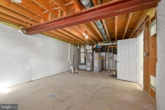 20 MANORWOOD DR, Fredericksburg, VA 22406