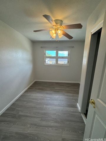 2809 Henry Street B, Honolulu, HI 96817