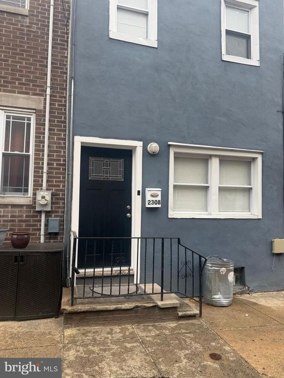 2308 GREENWICH ST, Philadelphia, PA 19146