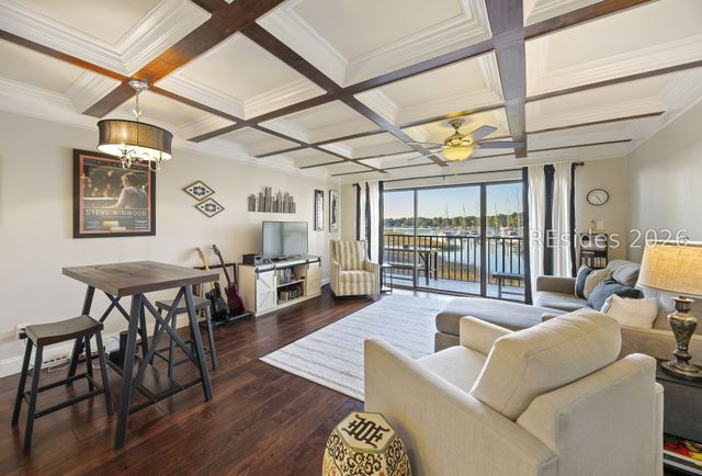 100 Helmsman Way Apt 205, Hilton Head Island, SC 29928