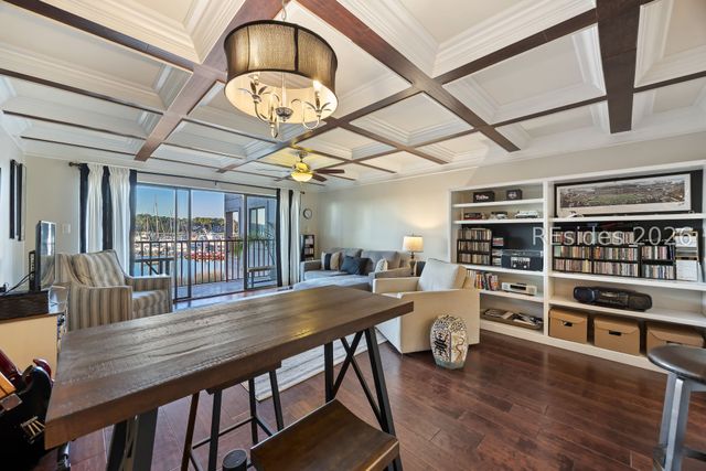 100 Helmsman Way Apt 205, Hilton Head Island, SC 29928