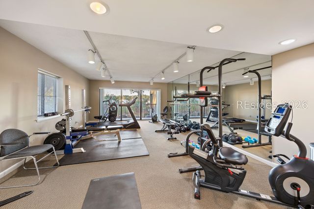 100 Helmsman Way Apt 205, Hilton Head Island, SC 29928