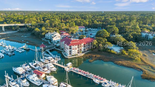 100 Helmsman Way Apt 205, Hilton Head Island, SC 29928