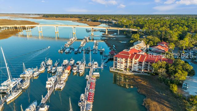 100 Helmsman Way Apt 205, Hilton Head Island, SC 29928