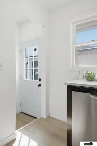 6861 BENTON Street, Lincoln, NE 68507