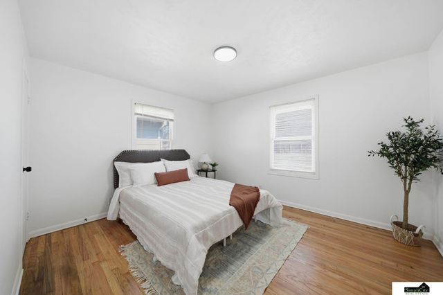 6861 BENTON Street, Lincoln, NE 68507