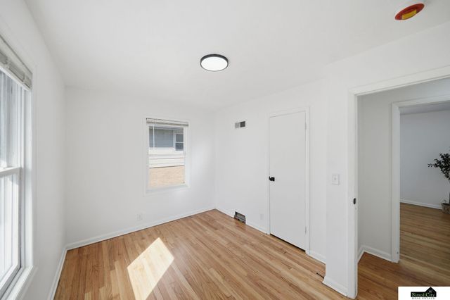 6861 BENTON Street, Lincoln, NE 68507