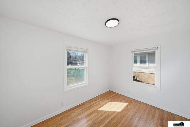 6861 BENTON Street, Lincoln, NE 68507