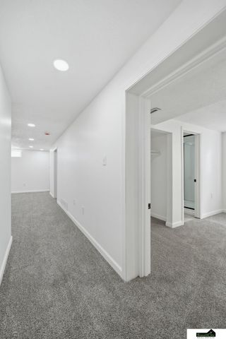 6861 BENTON Street, Lincoln, NE 68507