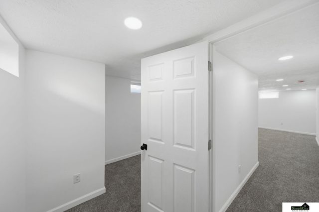 6861 BENTON Street, Lincoln, NE 68507