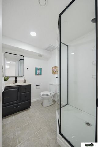 6861 BENTON Street, Lincoln, NE 68507